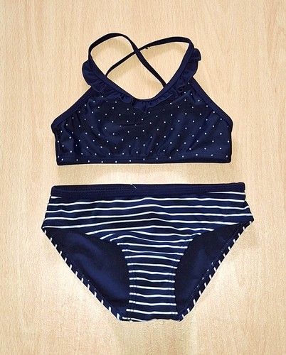 Schöner mädchen bikini - schöner,
